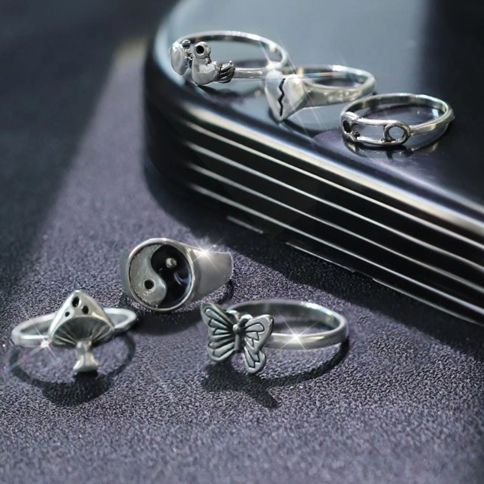 

HI MAN 6Pcs/Set Mixed Yin Yang Figure Butterfly Mushroom Heart Paperclip Ring Women Classic Vintage Party Jewelry