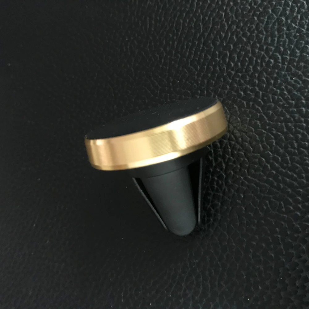 Магнитный автомобильный держатель для телефона с креплением на вентиляционное