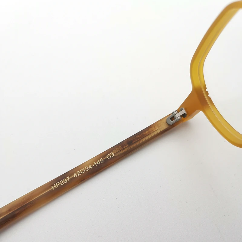 

HP 237 Thick Frame Glasses Retro Lenses Spectacles Frames for Ladies Optical Woman Handicraft