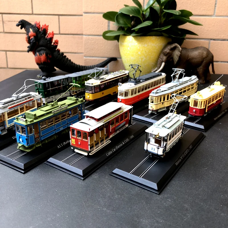 

Atlas 1:87 Scale Vintage Train Tram Cars Model Ho Bus Model Collections Diecast Tram Gift Children birthday Gift Toys