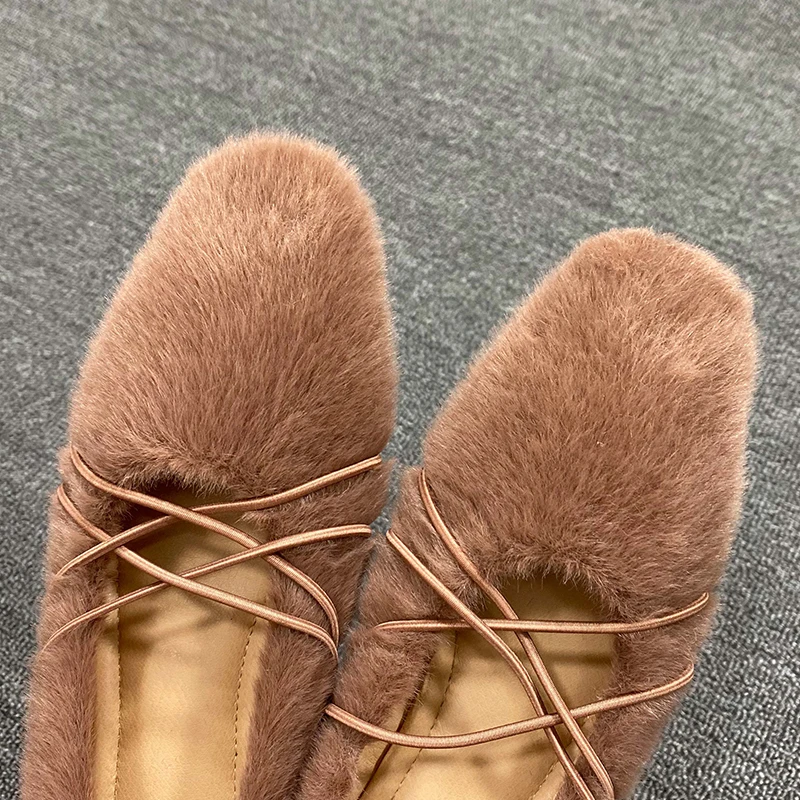 Меховая обувь на плоской подошве женские зимние балетки с эластичными полосками