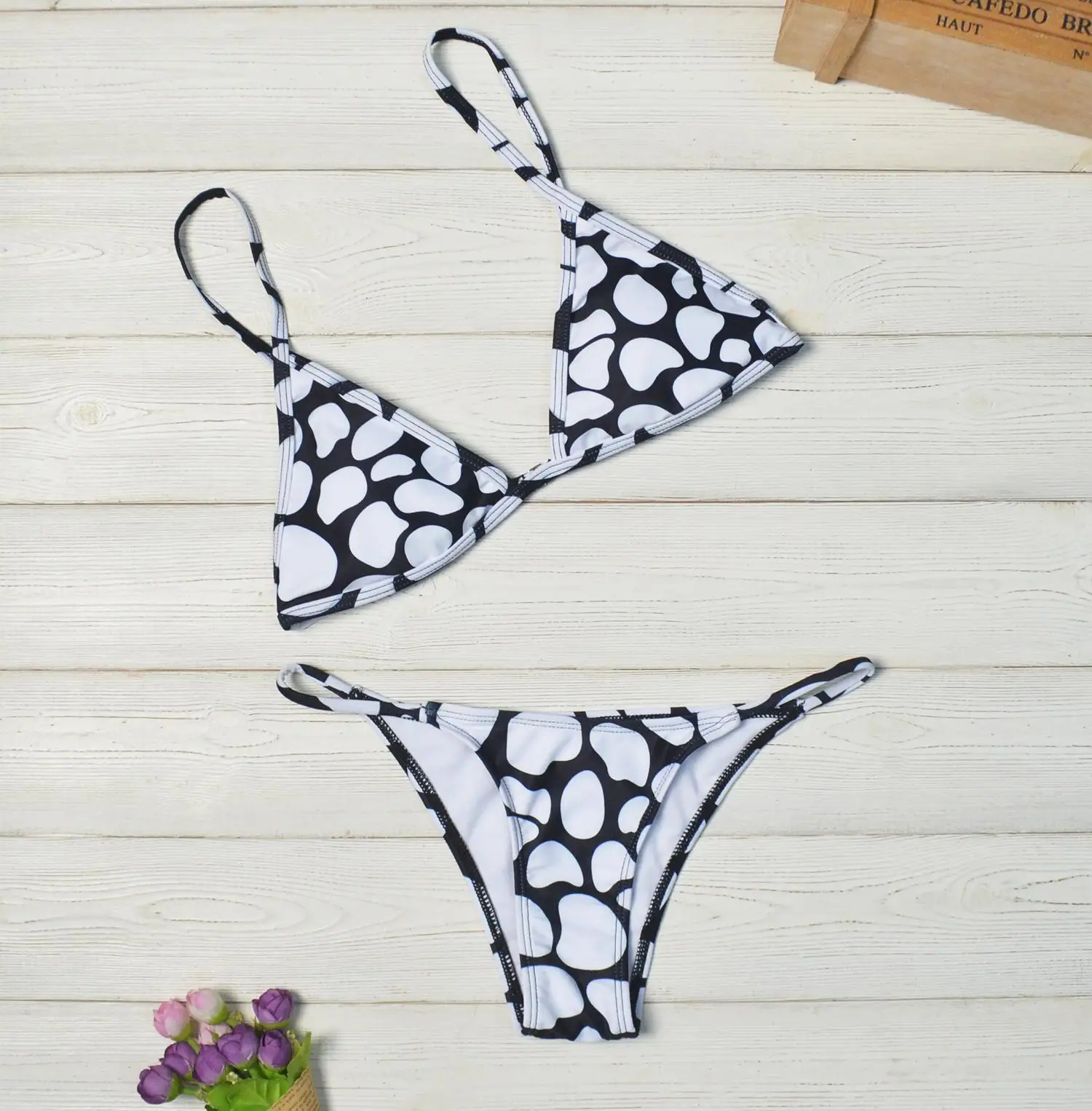 

2021 New Bikini 2pcs/set Restoring Ancient Ways Wave Point Sexy Neck Separate Swimsuit Woman