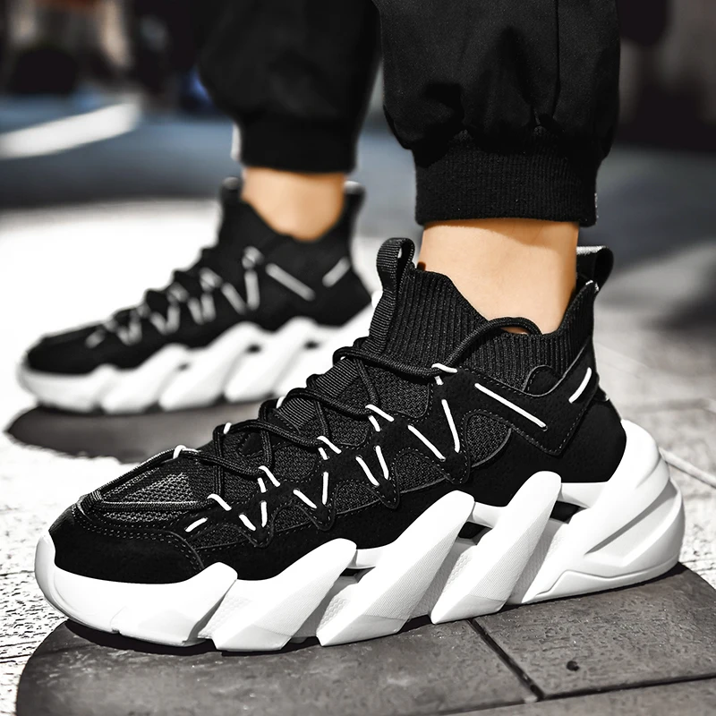 

New Chunky Sneakers Men Sports Running Shoes INS High Street Trendy Zapatillas Non-Slip Sock Flying Weaving Zapatos De Hombre