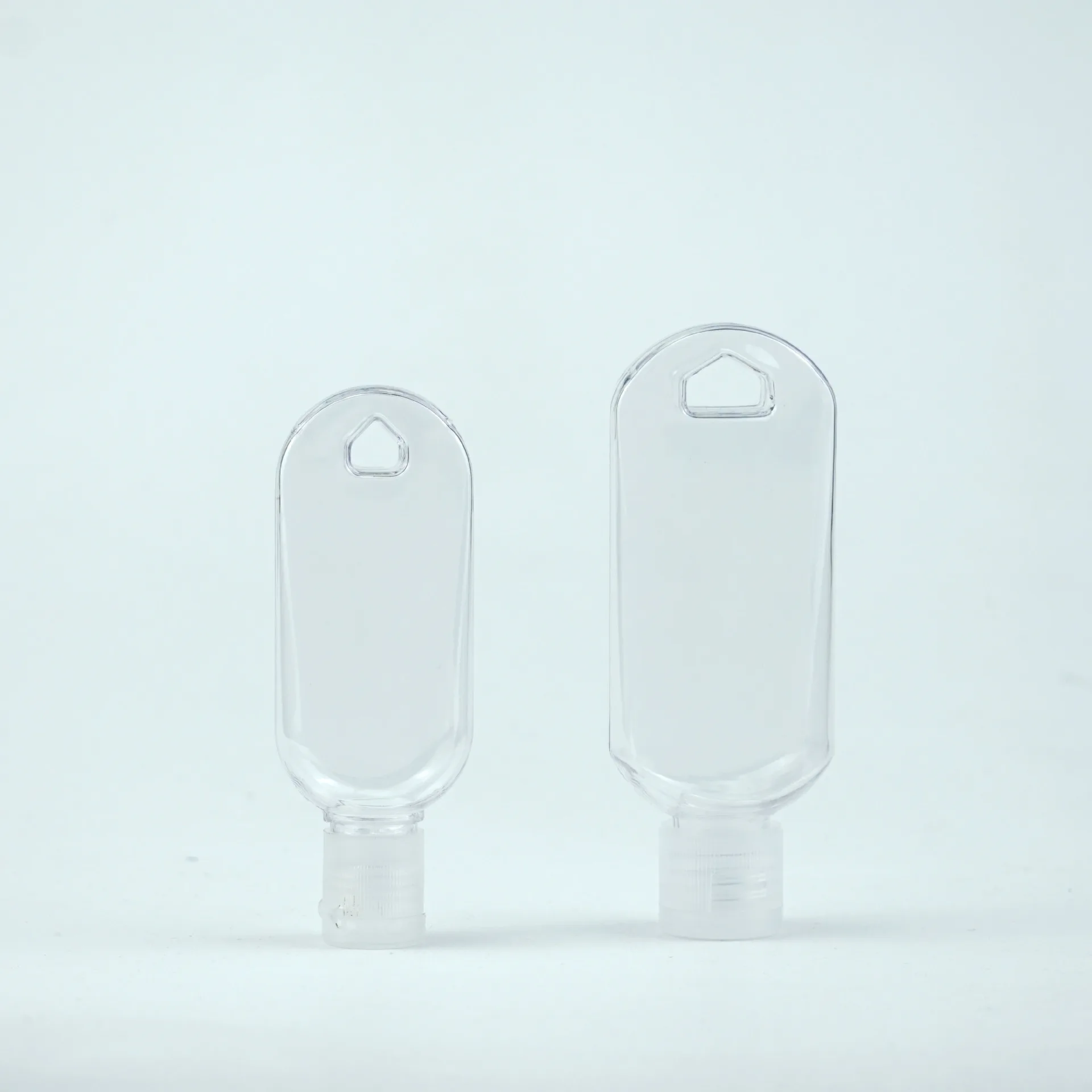 1pcs 30ml Refillable Bottles Hand Sanitizer Containers Travel Alcohol (Transparent Random Hook) | Дом и сад