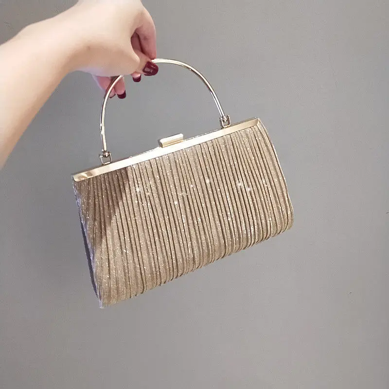 

Ladies Luxury Sequins Ruffled Metal Portable Dating Dinner Handbag Fashion Lock Buckle Wedding Party Mobile Phone Messenger Bag