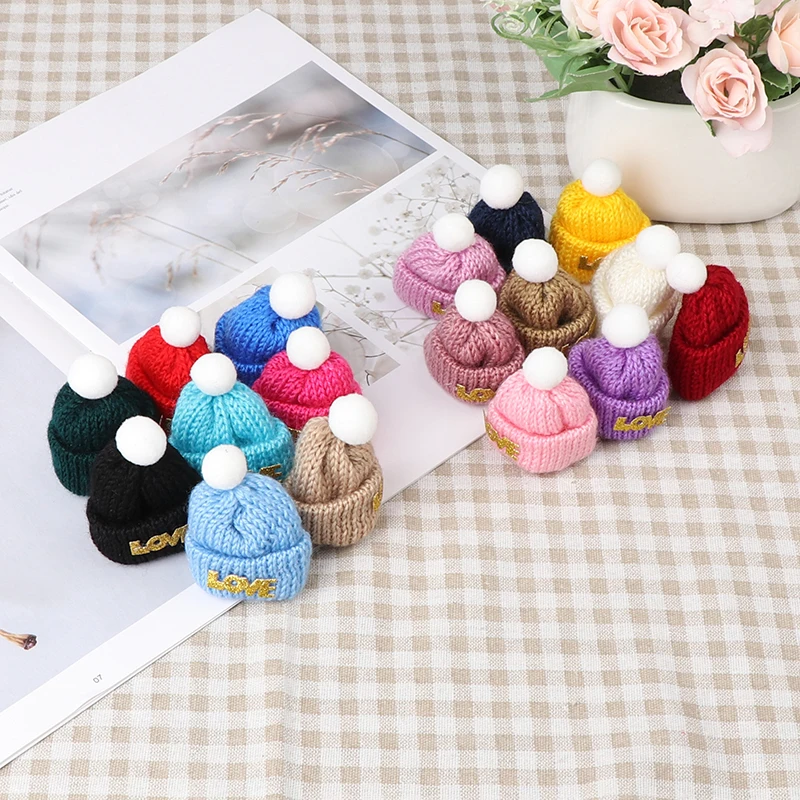 

1pcs 6cm Love Letter Christmas Doll-Hat Small Knitting Hat for Dolls Woolly Hat Toy Doll Accessories Children Gift