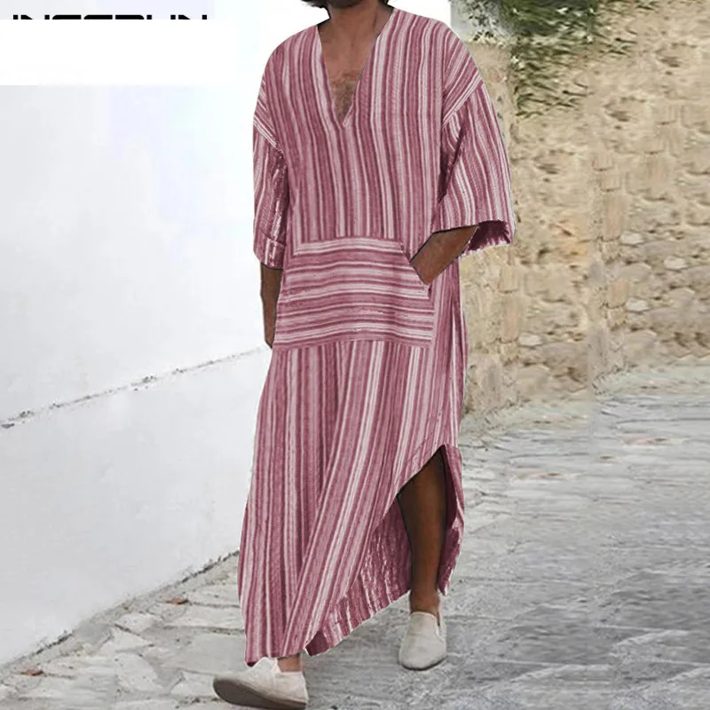

Cotton Vintage Men Striped Robes Islamic Clothes Loose Pockets Long Sleeve Saudi Arabia Men Muslim Kaftan