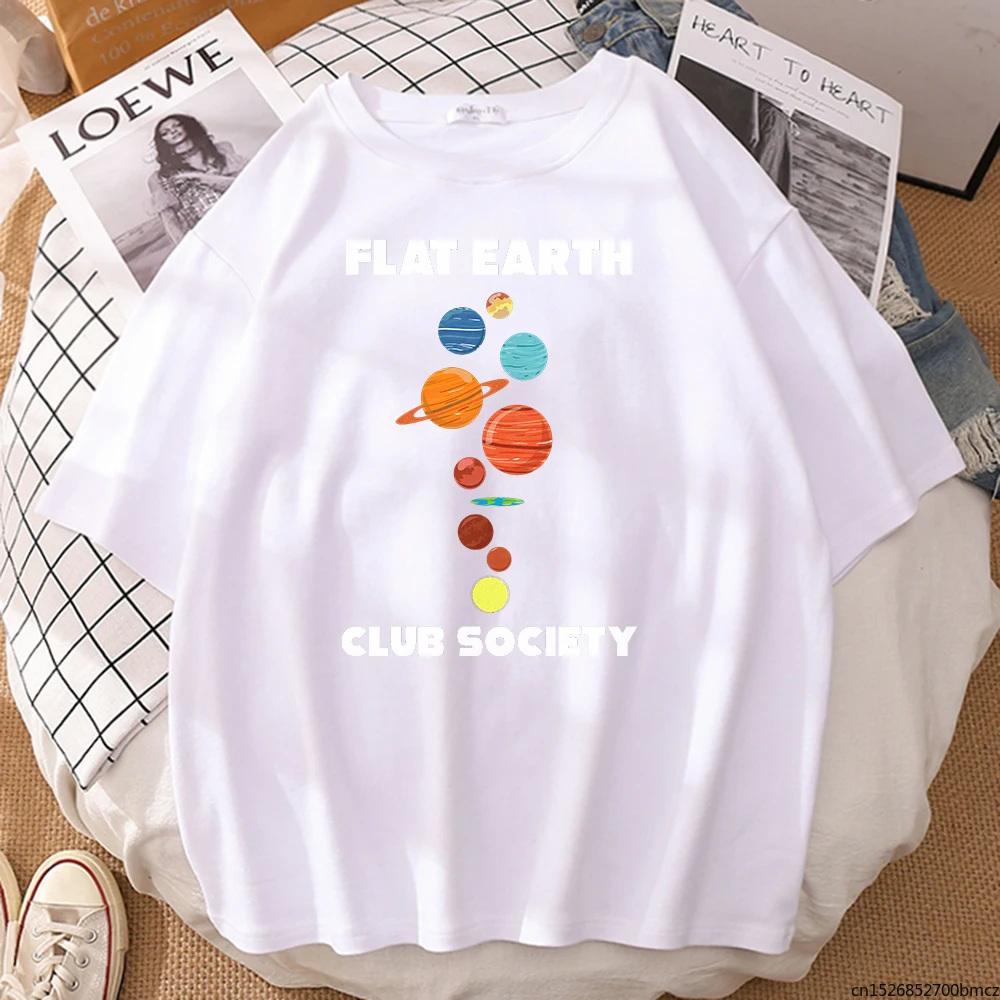 

Flat Earth Club Society Print T-Shirts Women Creative Breathable Clothes Comfortable Vintage Vogue Cool Women'S T-Shirts
