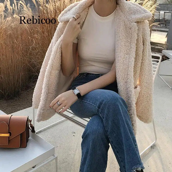 

Faux fur 2019 autumn and winter warm soft loose fur coat women's coat button plush ladies casual winter coat