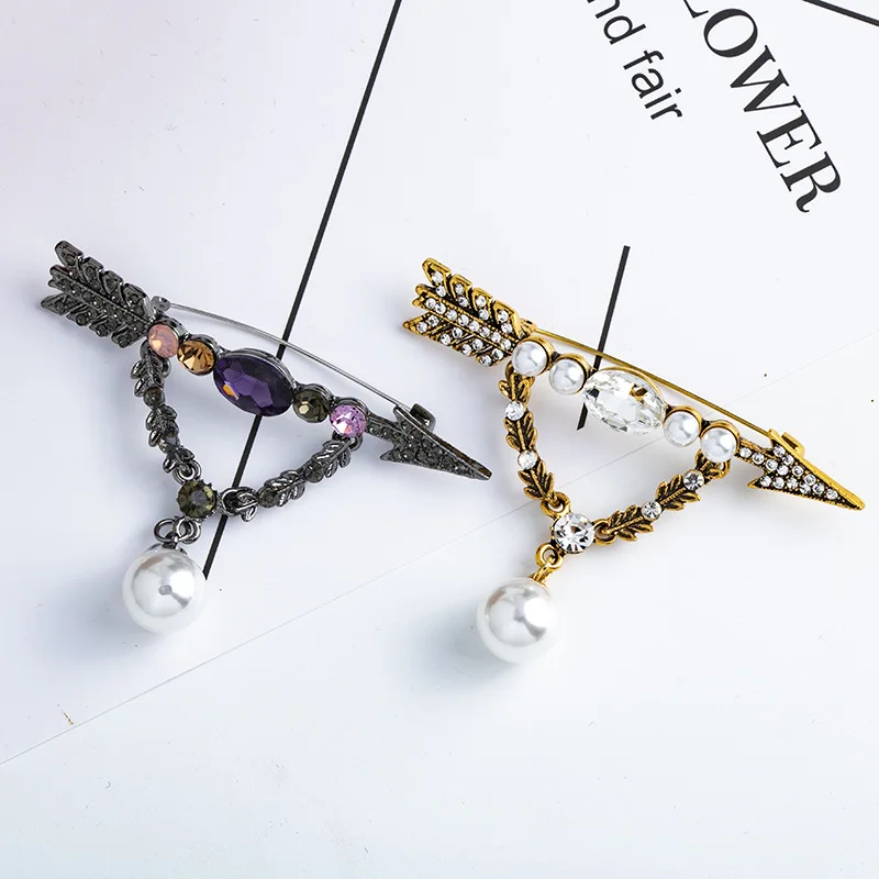 Винтажные стразы брошь с кисточкой Pins жемчужный значок для воротника корсажный