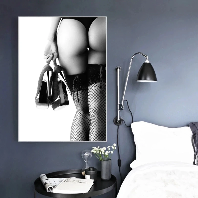 Черная картина сексуальная девушка в чулках на холсте настенная художественная