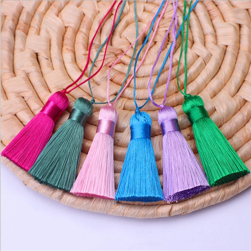 

5cm Polyester Silk Tassel Short Fat Tassel Vertical Hanging Ornaments DIY Home Wedding Decoration Tassel