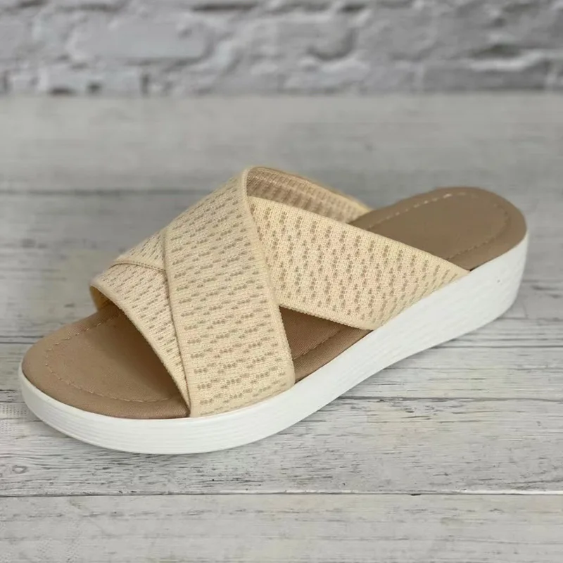 

Slippers Women Shoes Casual Platform Sandals Women Summer Slides Solid Comfort Flats Plus Size Cross 2021 Beach Ladies Slippers
