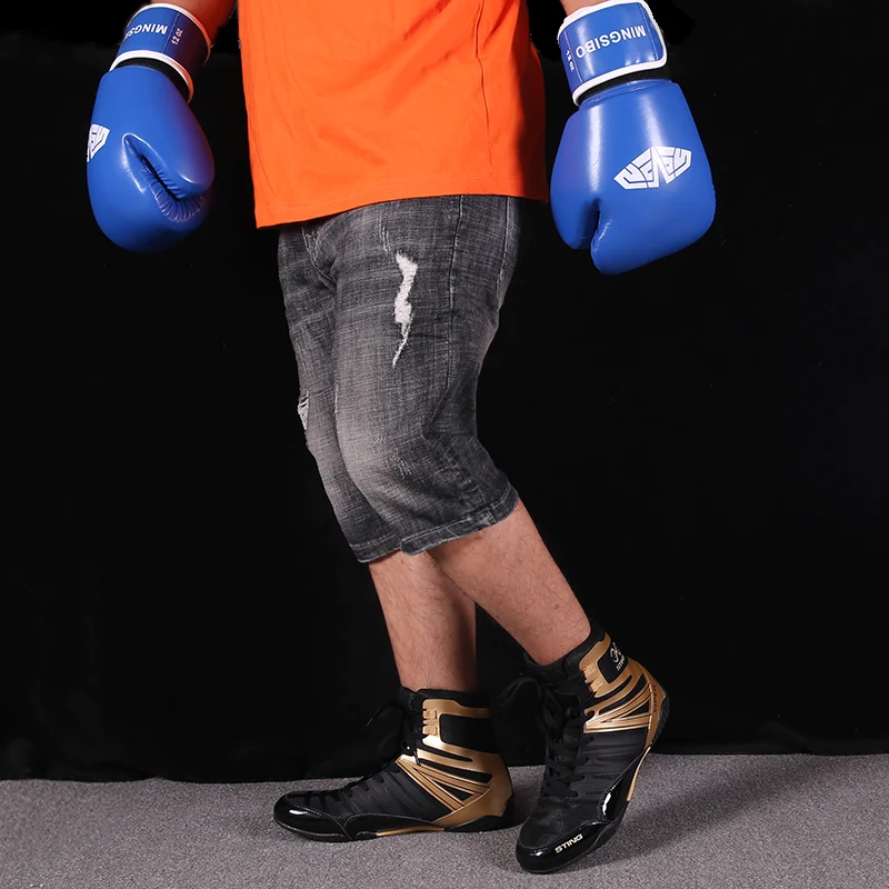 2022 Professional Fighting Wrestling Shoes Men's Gold Non-slip Boxing Boots Large Size 38-46 Breathable Comfortable Boxing Shoes