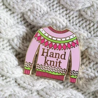 handwork weave pink sweater hard enamel pin fashion winter jewelry backpack pins cartoon gold brooch medal christmas gift