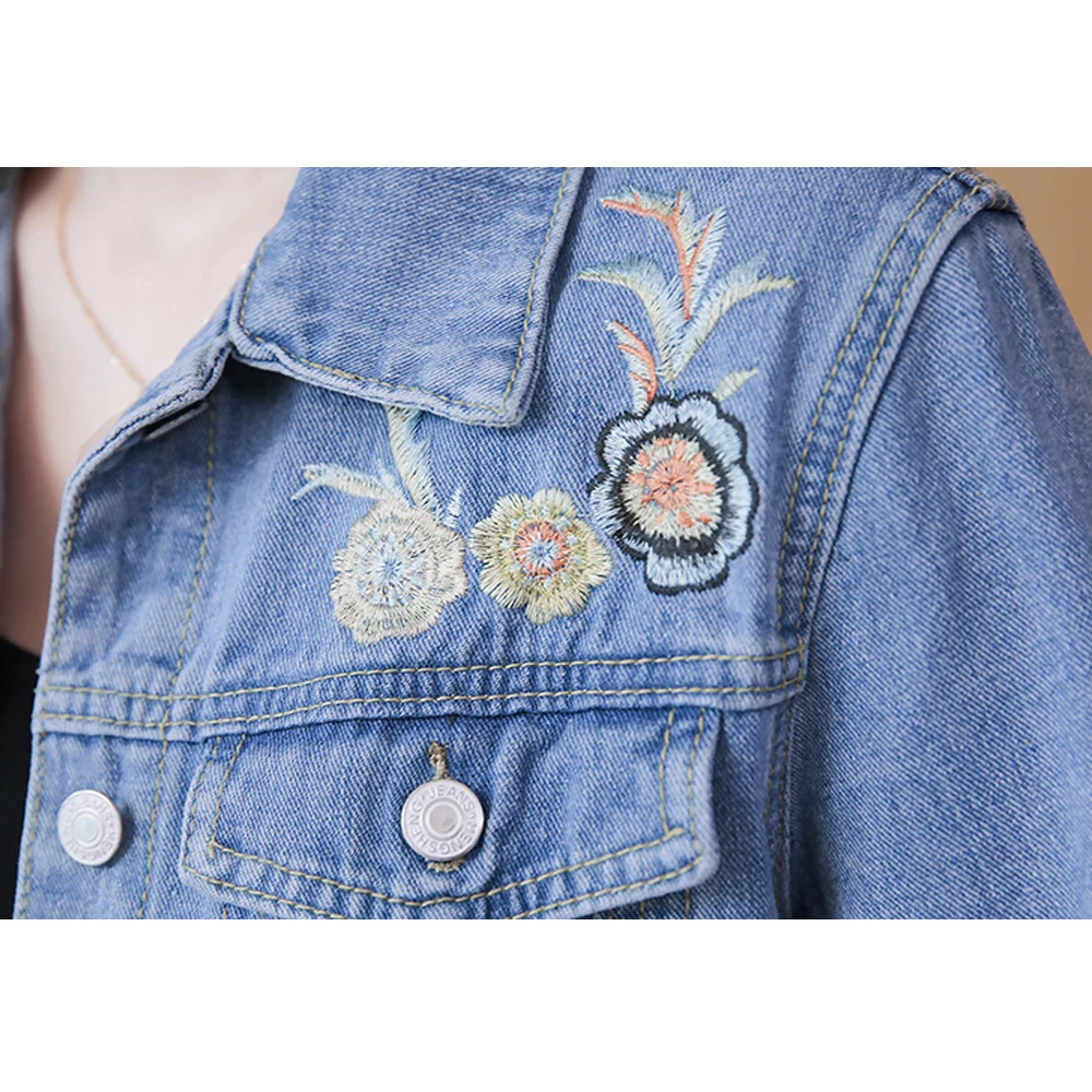 

Embroidery Jeans Jacket and Coats for Women 2020 Autumn Short Denim Jackets Women Plus Size Light Blue Casual Jaqueta Feminina