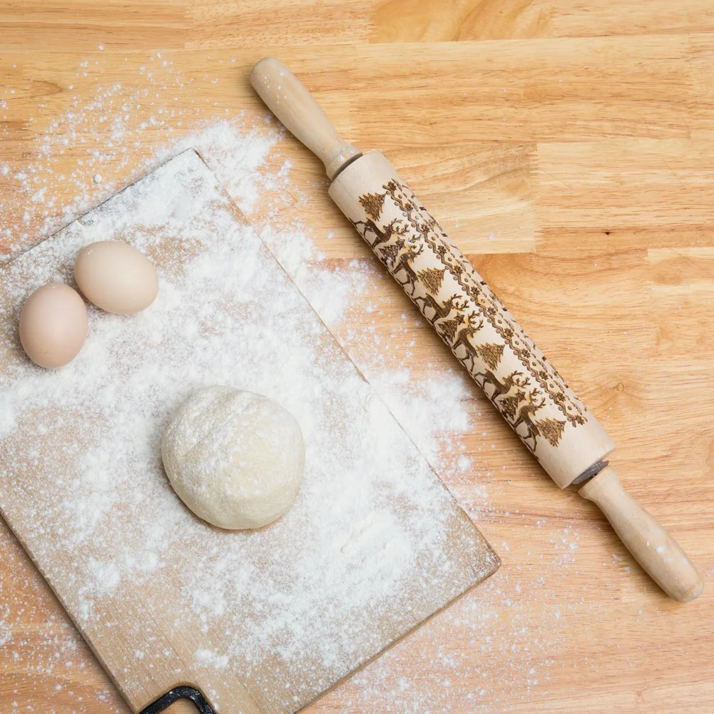 

Christmas Rolling Pin Engraved Carved Wood Embossed Rolling Pin Kitchen Tool 43cm DNJ998