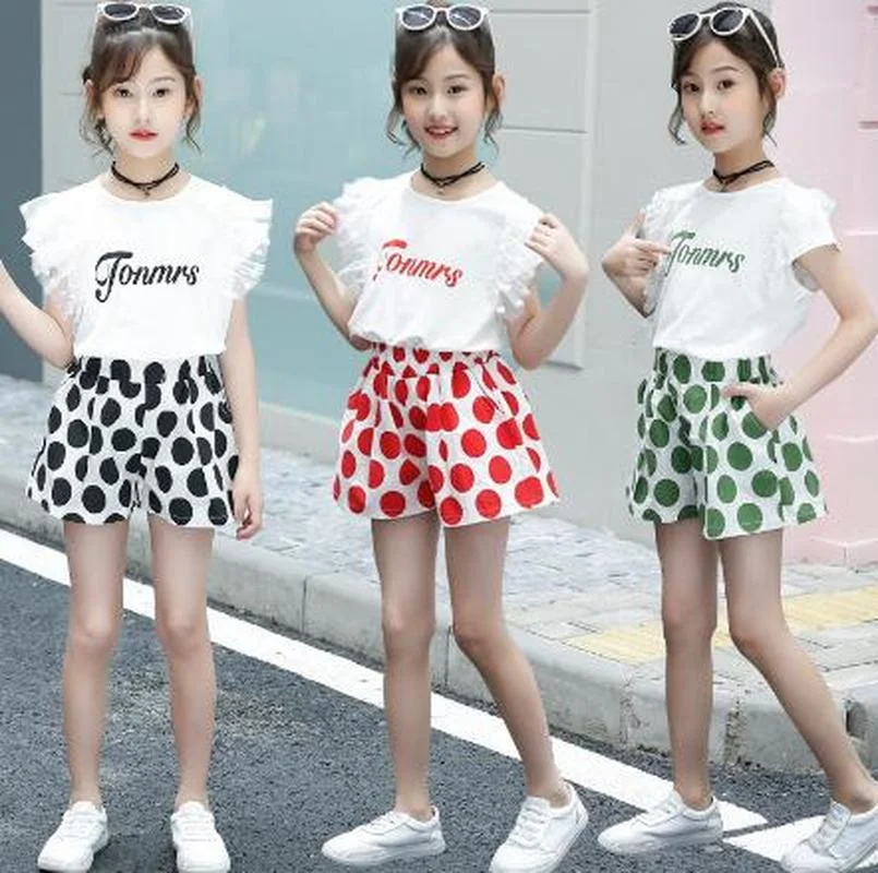 

Футболка с коротким рукавом и шорты в горошек, на возраст 5-12 лет