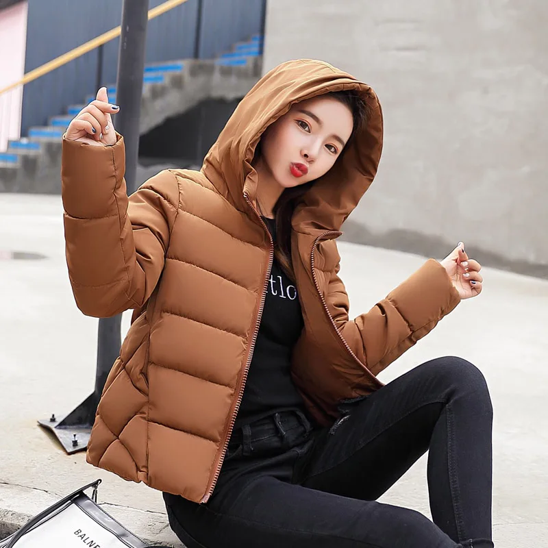 Зимняя куртка женская парка короткая большого размера плюс теплая верхняя