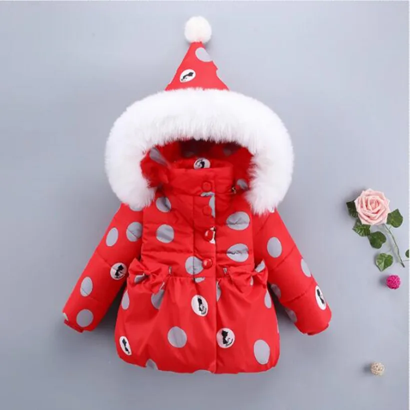 Куртка с капюшоном для девочек зимняя теплая искусственным мехом |