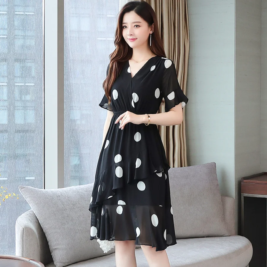 Женское шифоновое платье в горошек элегантное белое винтажное миди с оборками