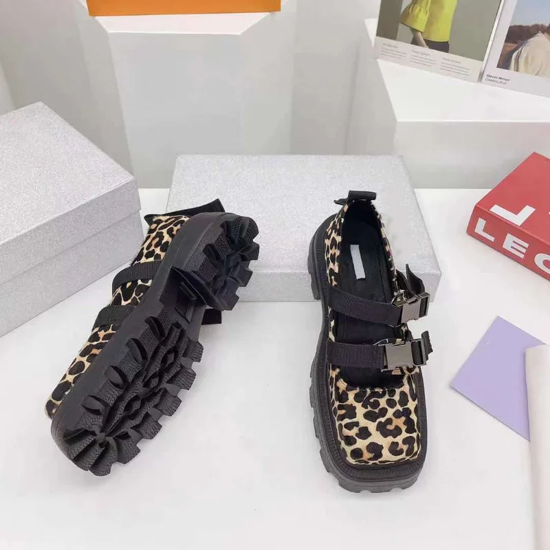 Женские босоножки с леопардовым принтом на платформе обувь для ранней осени 2021 |