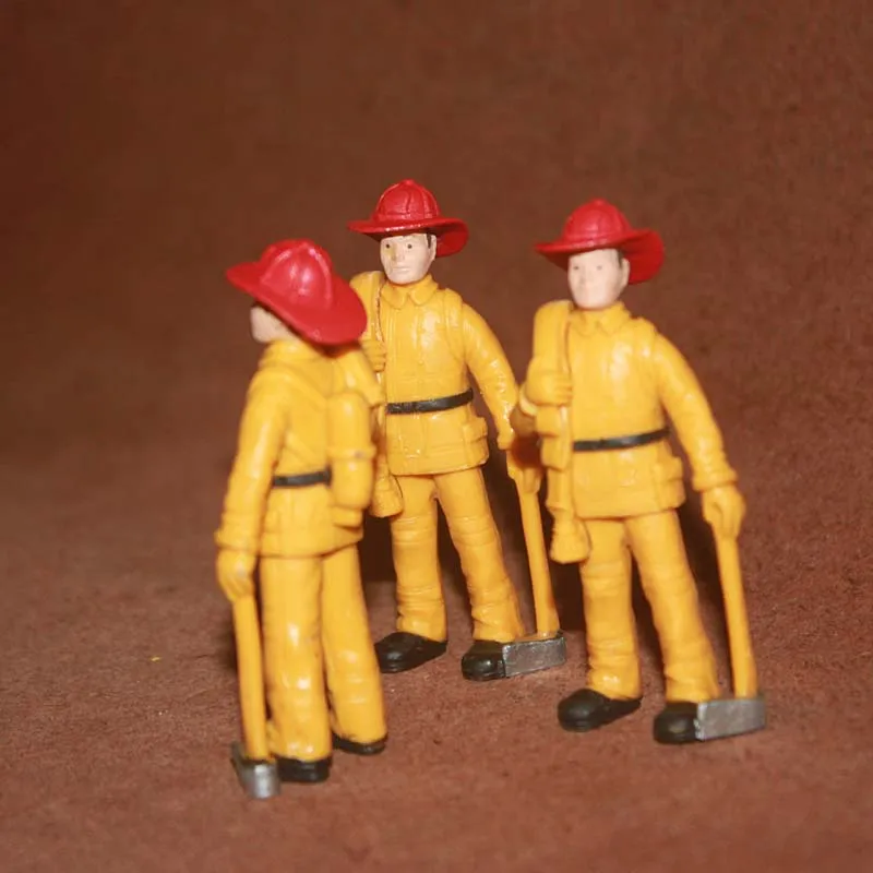 

Anime Figure City Firemen fairy garden Miniature Accessories Decoration Fire Police Action Figure Figurine Model Ornaments Toys