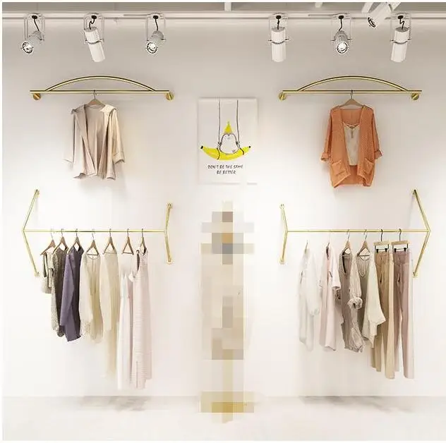 

4 вешалки для одежды