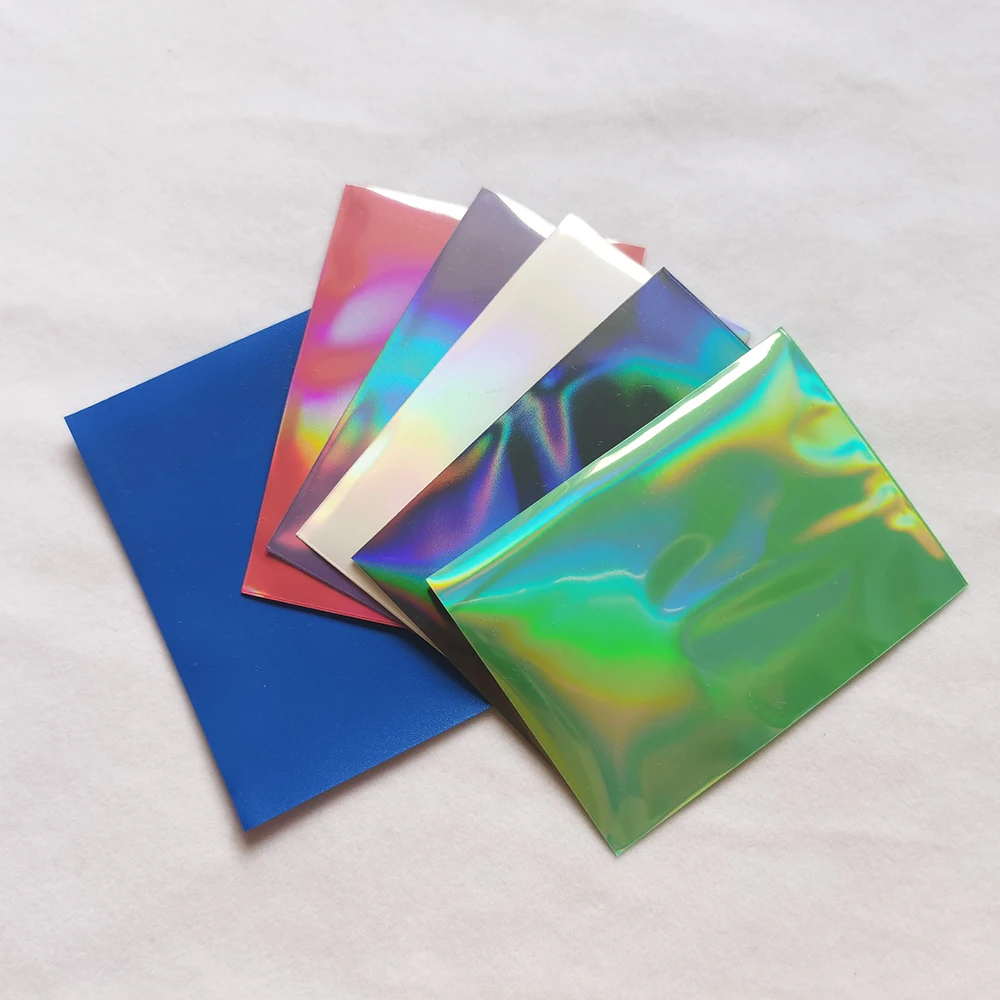 66x91mm100 PCS/LOT Rainbow Cards Sleeves Foil Protector Trading Shield Magic Laser Cover PKM/MGT Holographic Sleeve | Спорт и