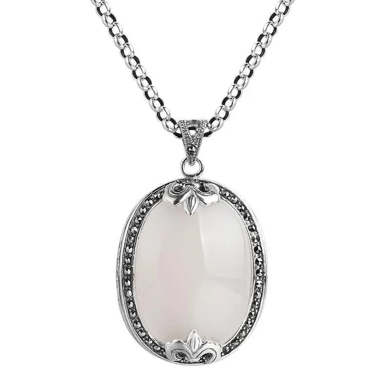 

Original Imported Handmade Sterling Silver Natural Hetian Jade Chalcedony Thailand Silver Pendant Vintage Sweater Chain Neckla