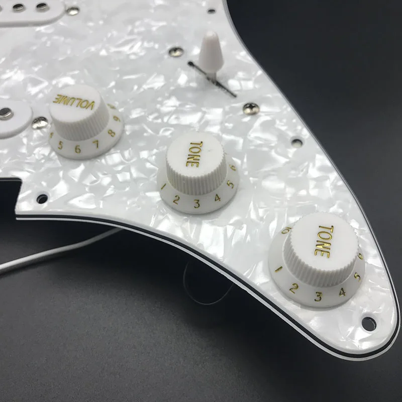 Электрическая гитара с одной катушкой Pickguard загруженные предварительно