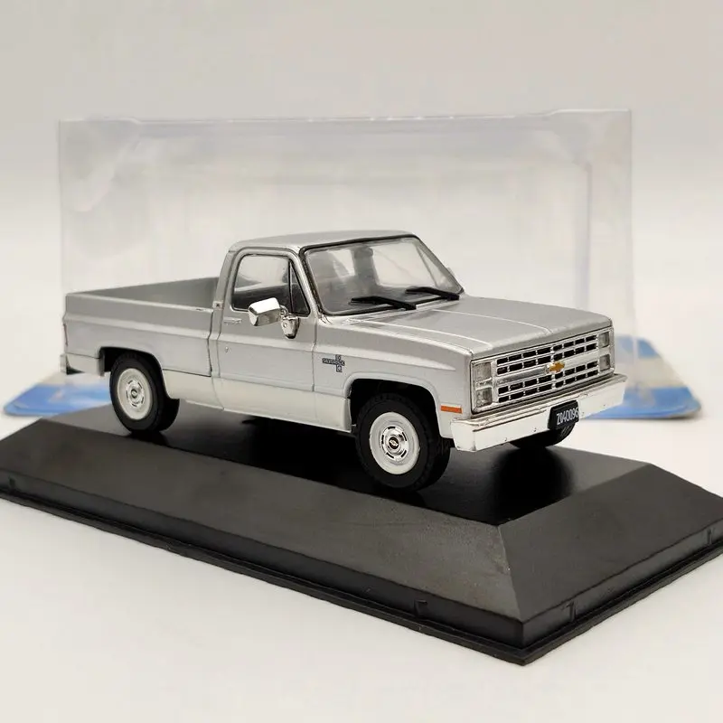 1:43 IXO для Chevrolet C10 Silverado 1986 пикап-грузовик Серебряная коллекция литых под давлением