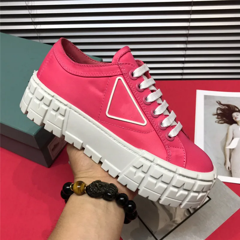 

Runing Colorful Tie Dye Peace Flats Shoes Women Comfortable Breathable Canvas Sneakers Brand Design Shoes Zapatillas Mujer