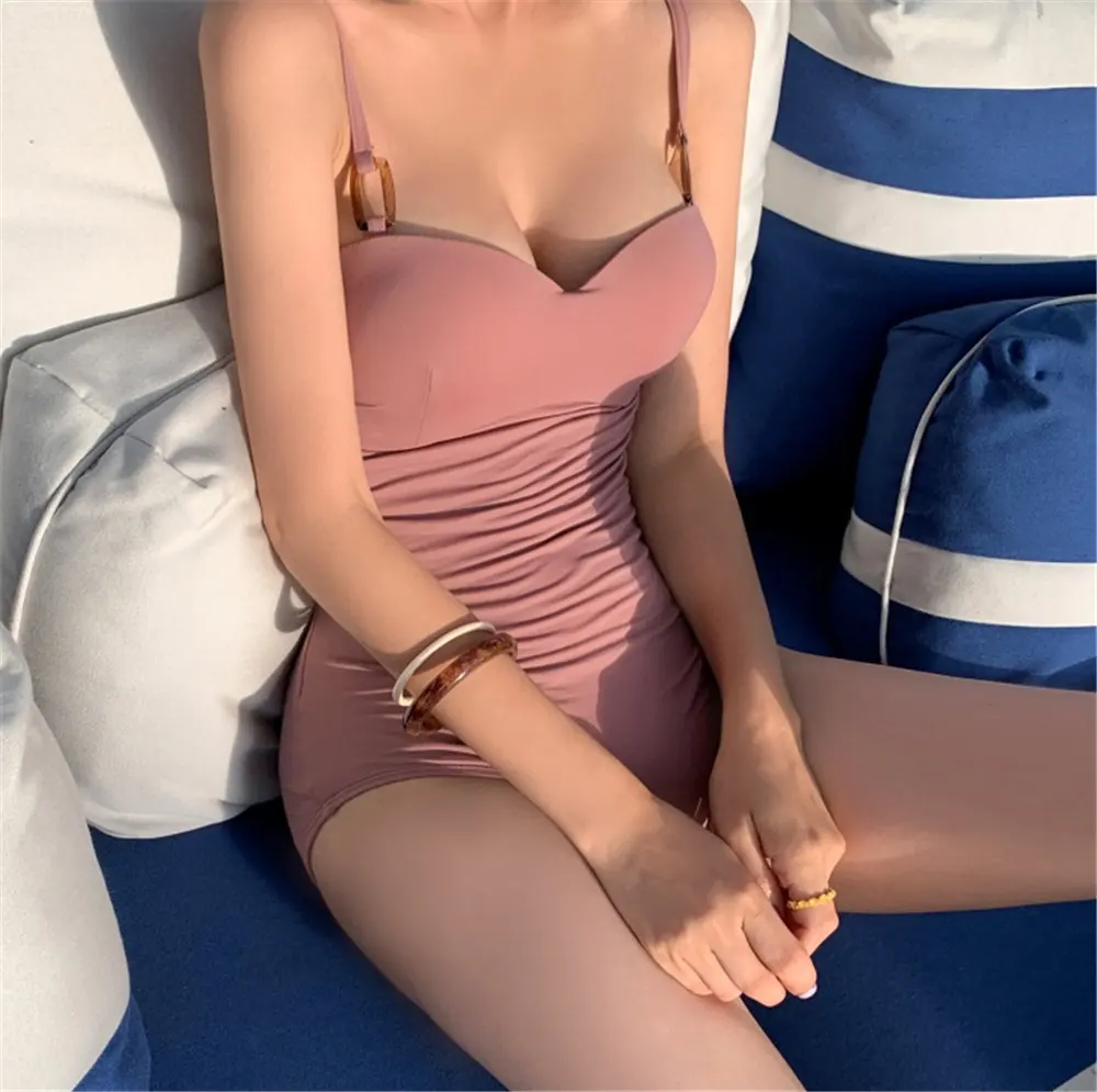 Купальник женский однотонный бандо пуш-ап в Корейском стиле |