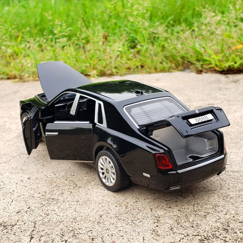 Автомобиль игрушечный из сплава в 1:28 игрушечные машинки и звуковые светильник