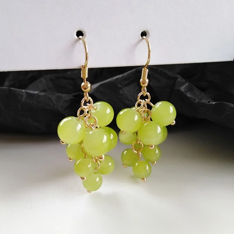 Корейские милые серьги-клипсы с зелеными бусинами в форме винограда для милой