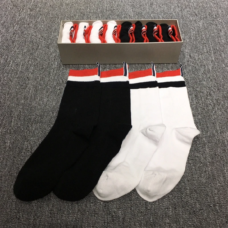 TB THOM Men's Socks Luxury Brand RWB Stripes Middle Tube Socks Women's Casual Street Fashion Wholesale TB Stockings Ins 4 Pairs