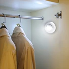 Беспроводная светодиодная подсветка под шкаф, нажимной переключатель, наклейка для гардероба, кухни, шкафа, настенный светильник с питанием от батареи, для лестницы