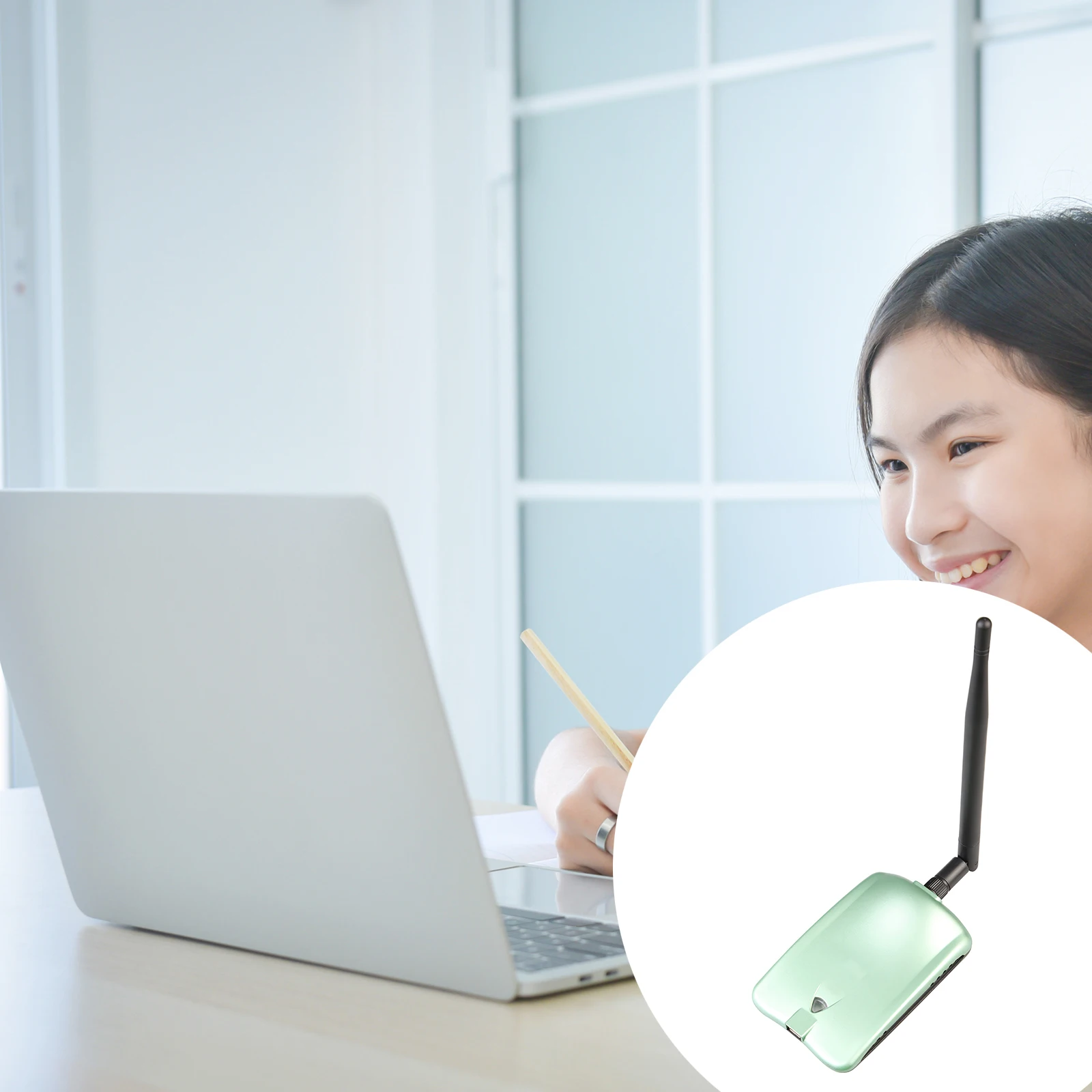 

2.4Ghz 150Mbps High Gain Wireless Network Card Mini Ultra Speed USB Adapter USB2.0 WIFI Network Adapter with 5db Detachable