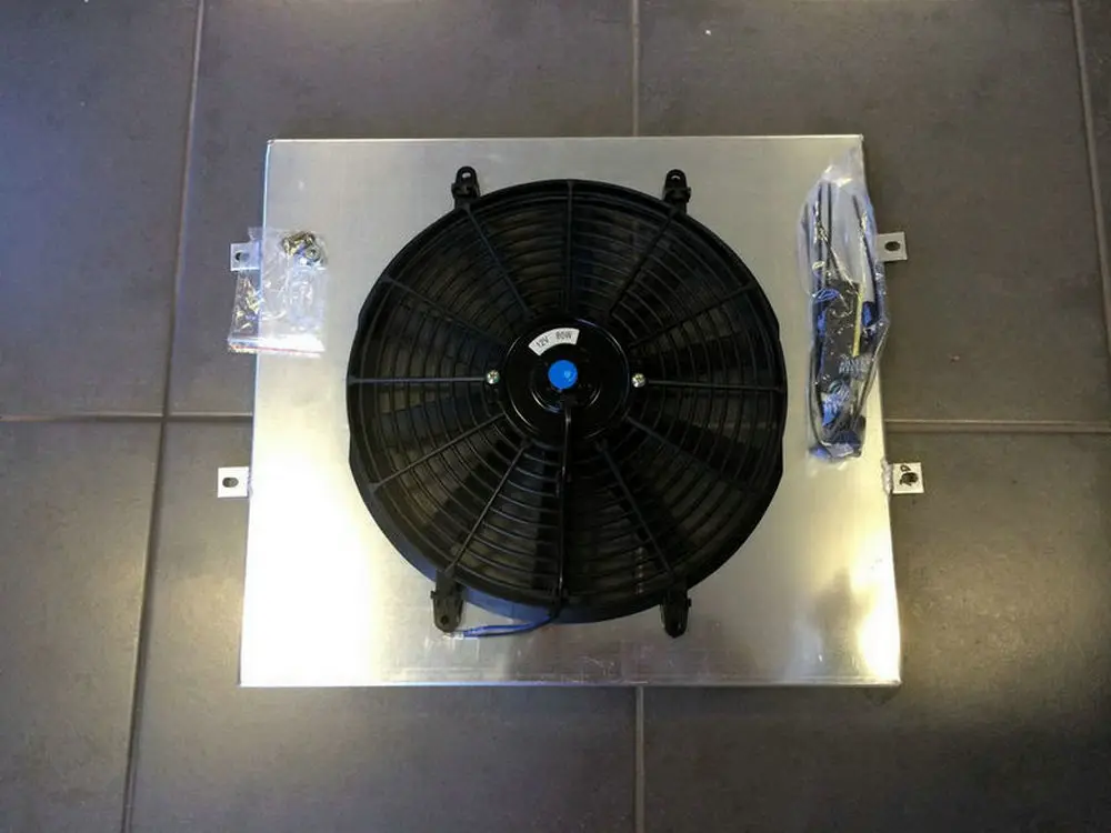 Горячая Распродажа алюминиевый радиатор кожух и вентилятор для TOYOTA HILUX LN50 LN60 LN61