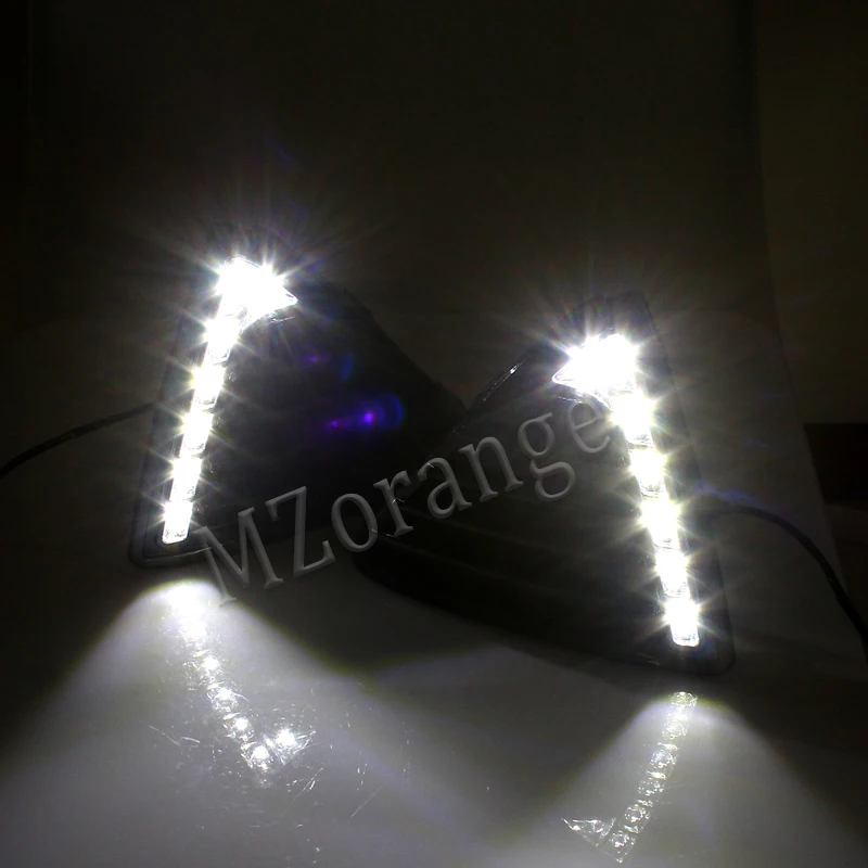

LED Daytime Running Light For Ford Focus 3 MK3 2012~2015 DRL Fog Lamp Cover With Yellow Turning Signal Functions