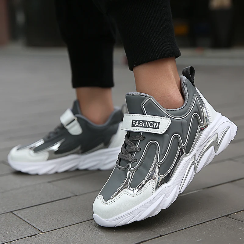 Fashion New Kids Sneakers Outdoor Boys Sport Shoes Children Basket Sneakers Girls Leather Surface Non Slip Casual Running Shoes