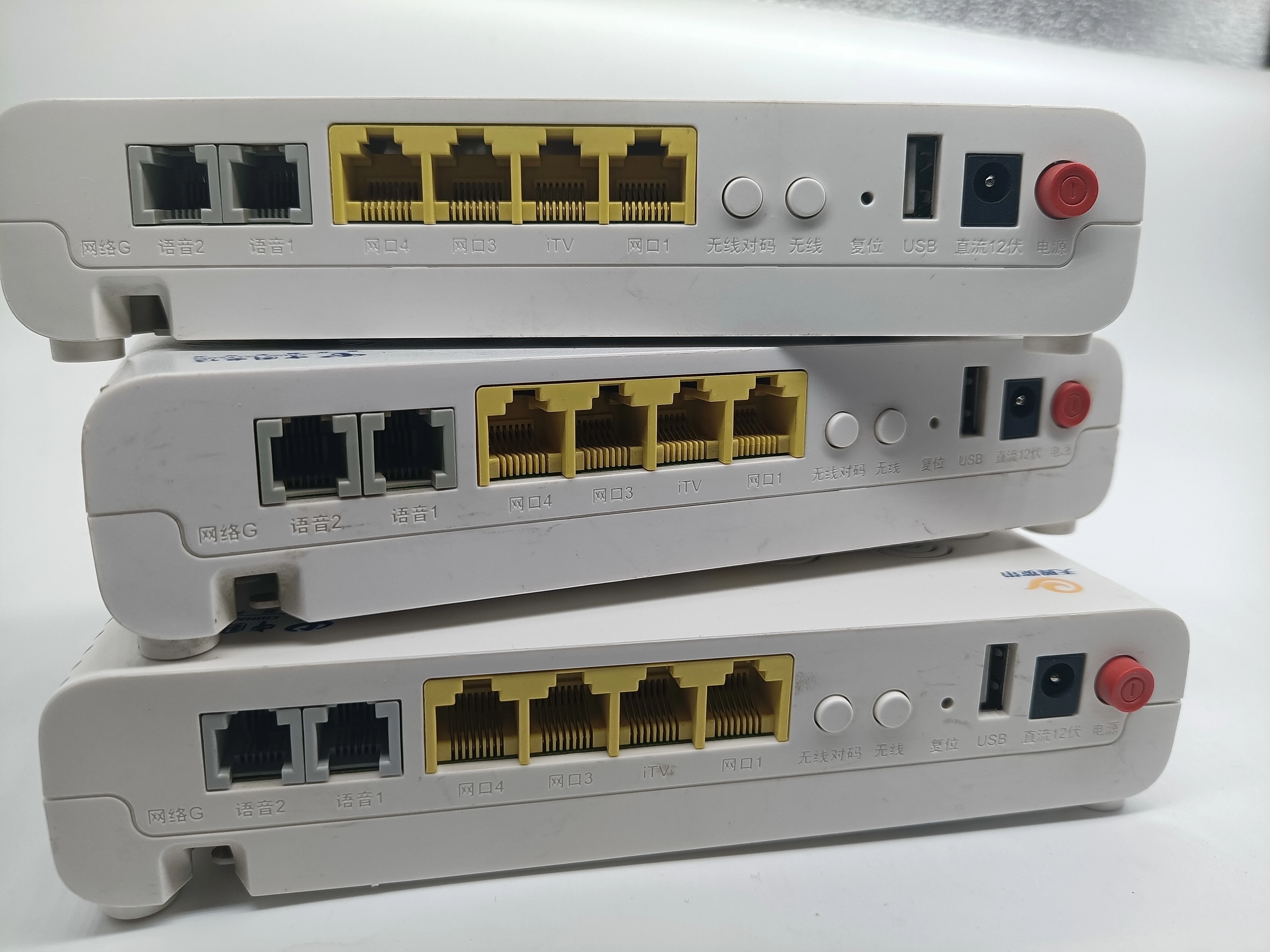 6 шт./лот Б/у F660 onu gpon WIFI ont ZTE GPON ONU Бесплатная доставка 100% оригинал|Оптоволоконное