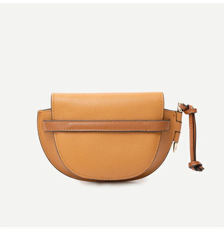 

112691 New Pattern Leather Fashion Classic Trendy Brand Luxury Design Mobile Phone Bag Bow Saddle Bag Inclined Shoulder Bag L1