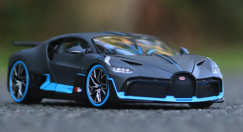 Maisto 1:24 Bugatti Chiron Divo литая модель гоночный автомобиль Транспортное средство новая в