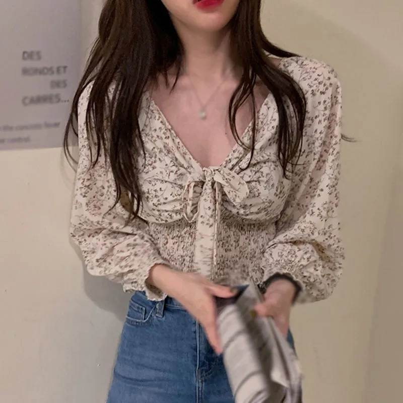 

Women's Blouse Fashion Floral Print V Neck Blouses Sexy Exposed Navel Chiffon Long Sleeve Casual Shirt Tops