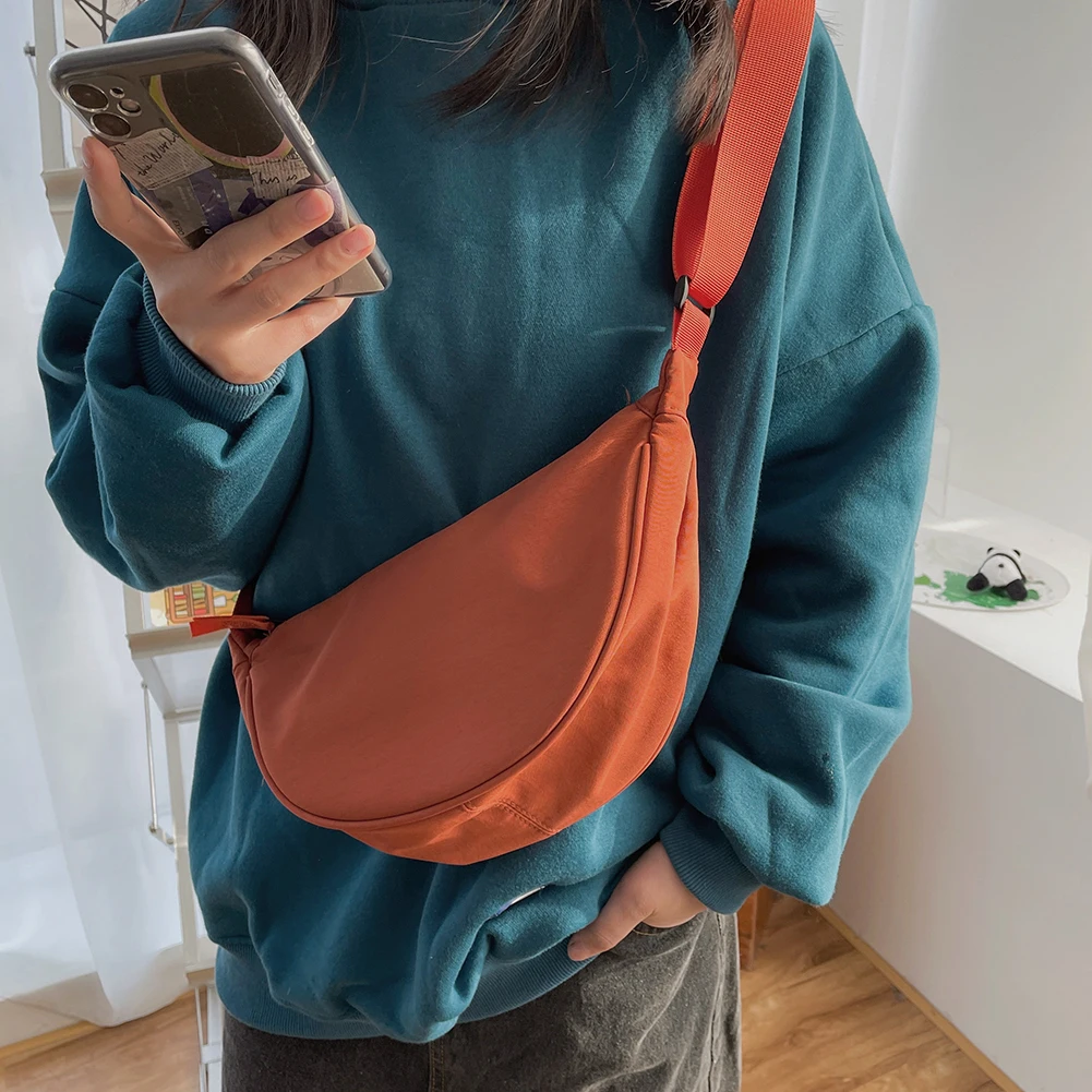 

Solid Color Chest Bag For Women Large Capacity Travel Crossbody Female Half Moon Belt Bag Ladies Casual Daily Street Fanny Packs