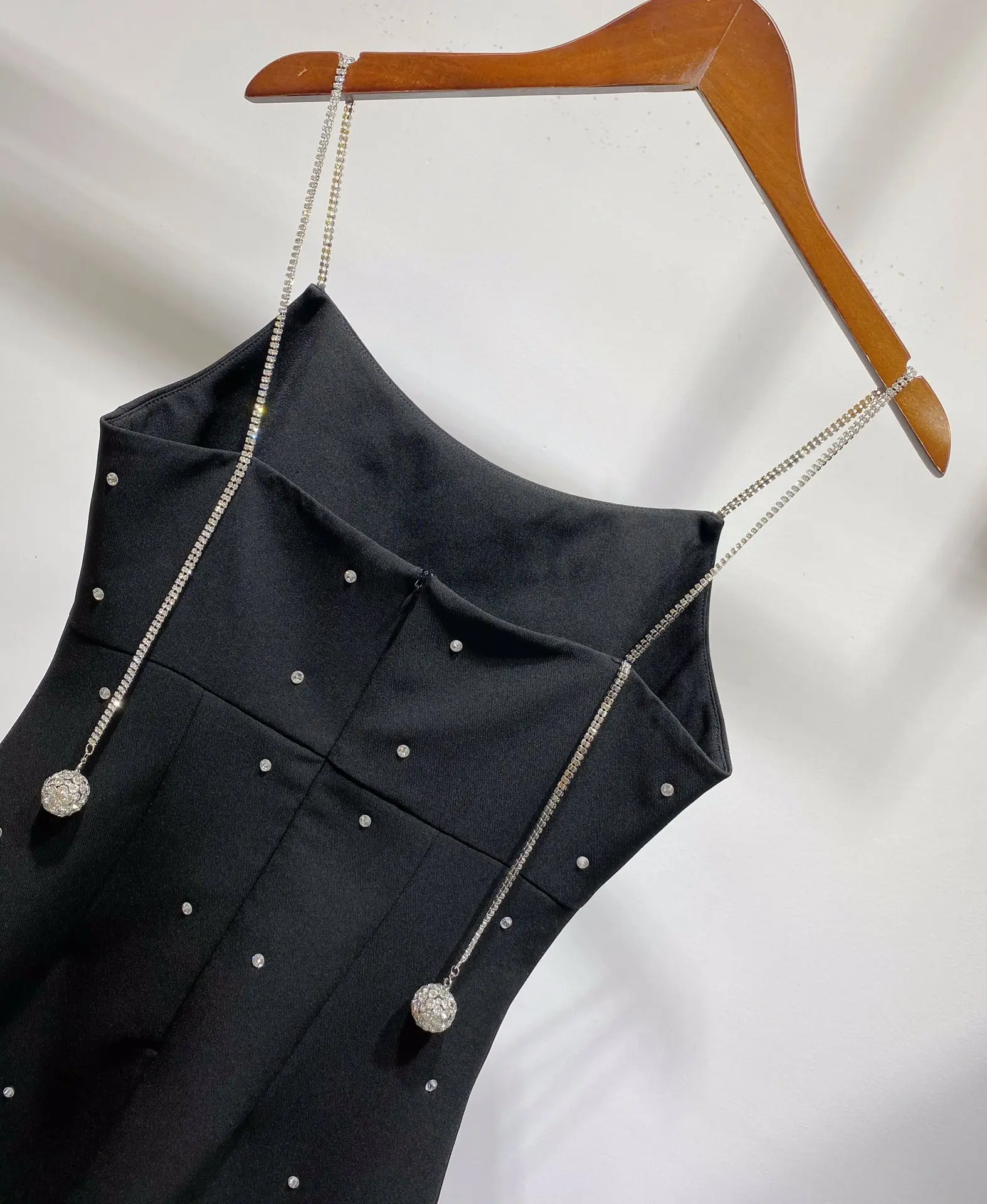 

Summer Fashion 2021 Women Sexy Diamonds Chains Strapless Sleeveless Dress For Female Rmsx 2.24