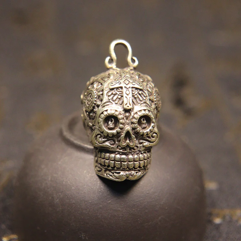 

Винтажный медный брелок с черепом