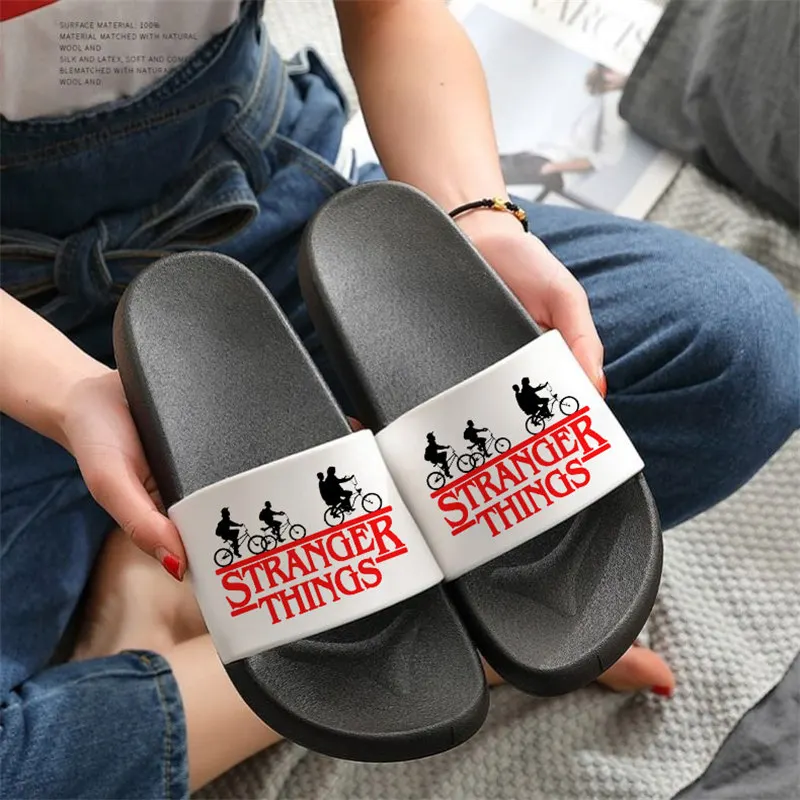 

women slipper Korean version Stranger Things print Letters print Harajuku Female Beach Shoes slippers for woman